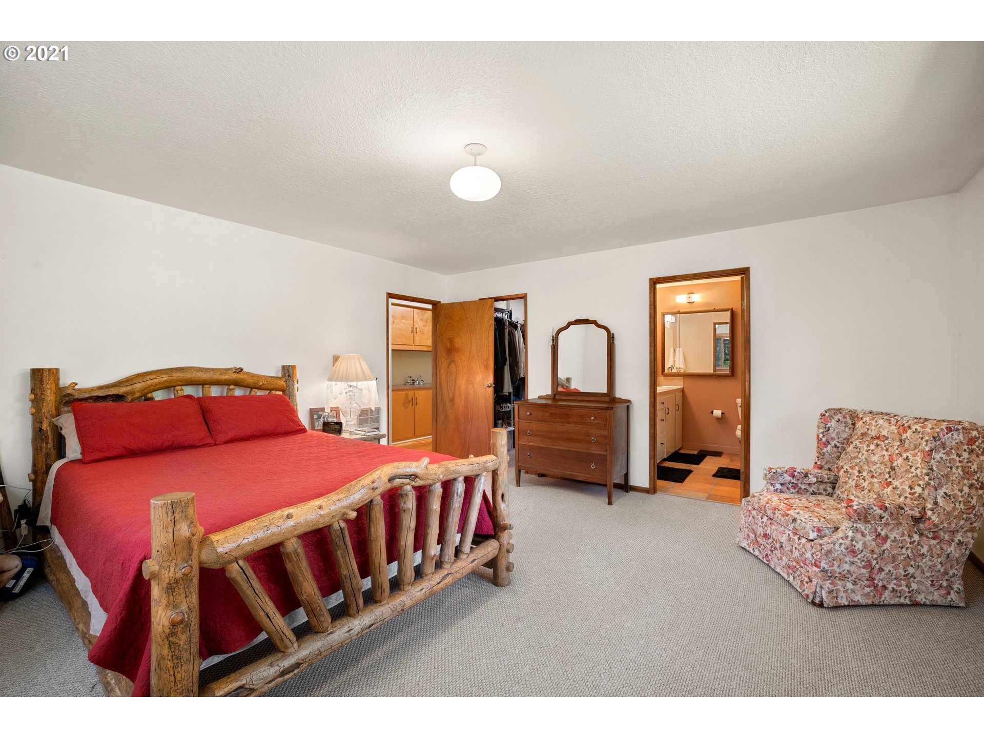 39400 Southeast Winery Road Sandy, OR 97055 - Photo 10 of 32