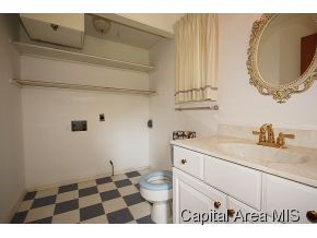 2308 Bates Avenue Springfield, IL 62704 - Photo 20 of 24 Gallery Image 20
