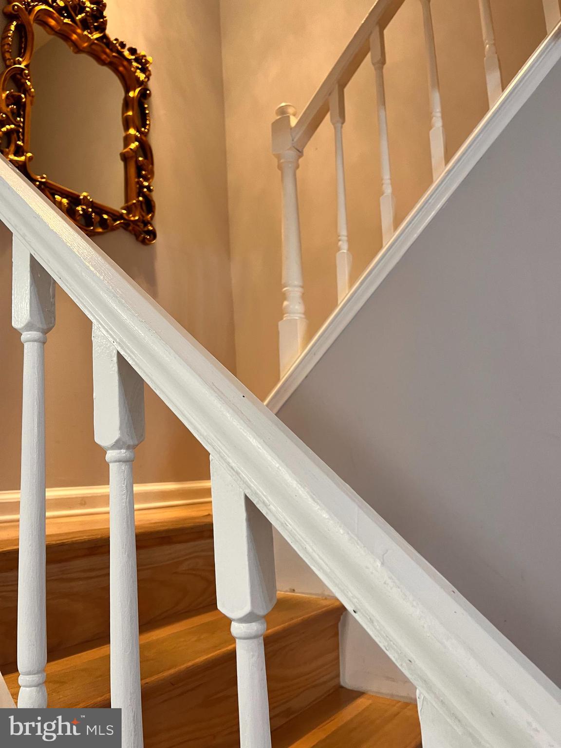 8970 Miles Place Manassas, VA 20110 - Photo 7 of 12 a view of entryway