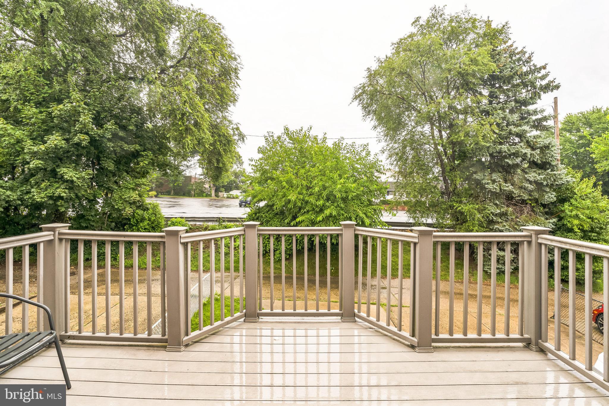 2811 Maxwell Street Philadelphia, PA 19136 - Photo 31 of 31 Back Deck