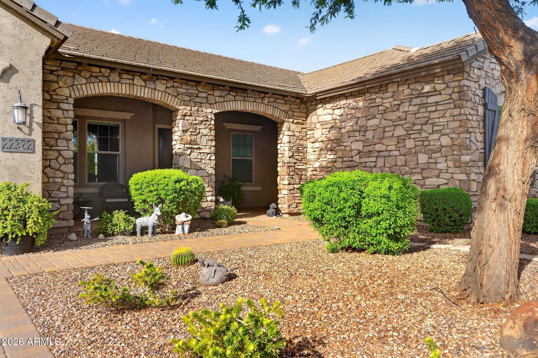 22322 East Rosa Road Queen Creek, AZ 85142 - Photo 4 of 59 04_22322 East Rosa Road_40