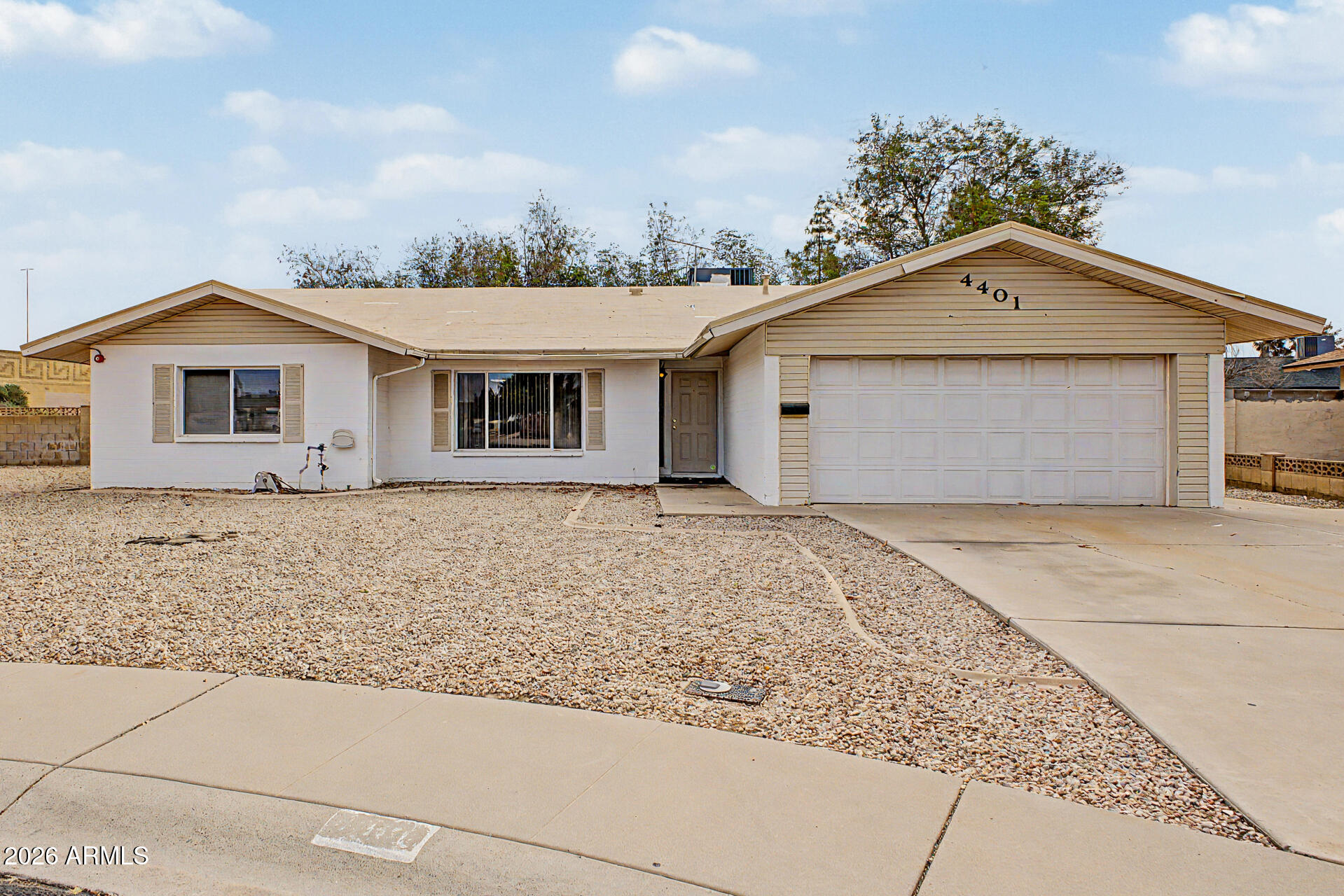 4401 South Rita Lane Tempe, AZ 85282 - Photo 2 of 36 02-Rita