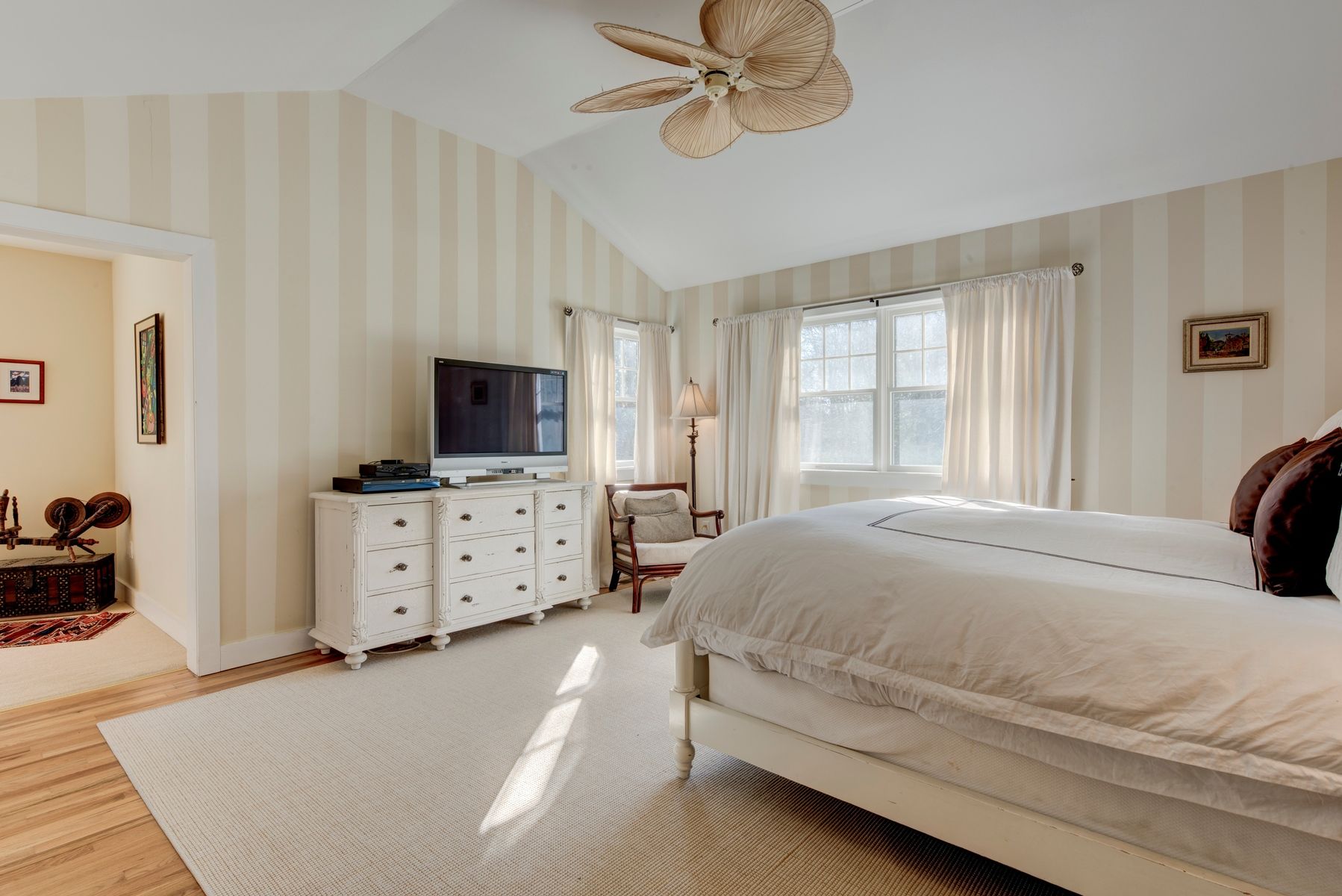 Undisclosed Address East Hampton, NY 11937 - Photo 11 of 12