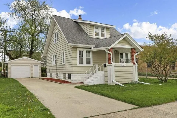 $274,900 | 7519 29th Avenue, Kenosha, WI 53143