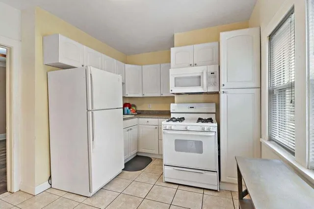 $290,000 | 7519 29th Avenue, Kenosha, WI 53143