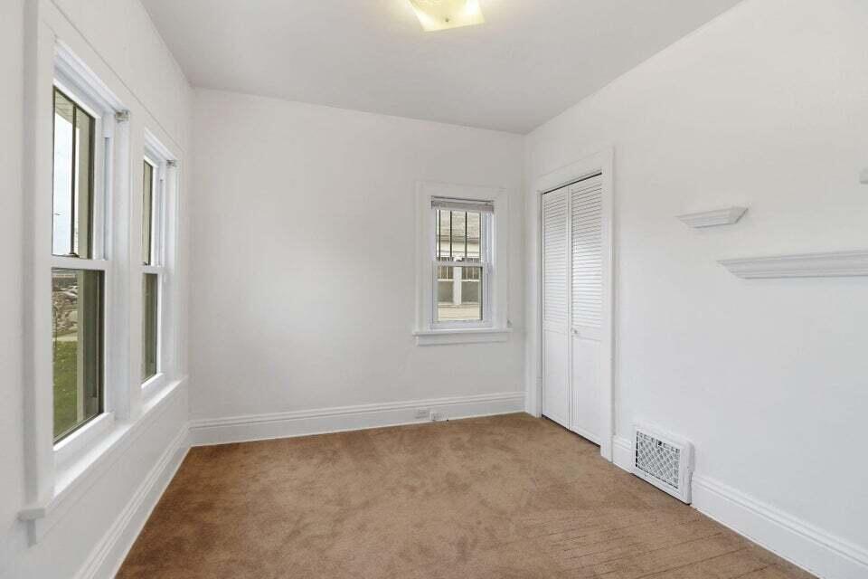 7519 29th Avenue Kenosha, WI 53143 - Photo 7 of 14 Bd Rm 1
