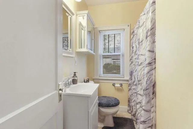 $290,000 | 7519 29th Avenue, Kenosha, WI 53143