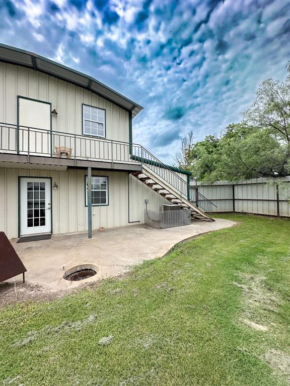 101 South Loop Drive Brady, TX 76825 - Photo 9 of 32