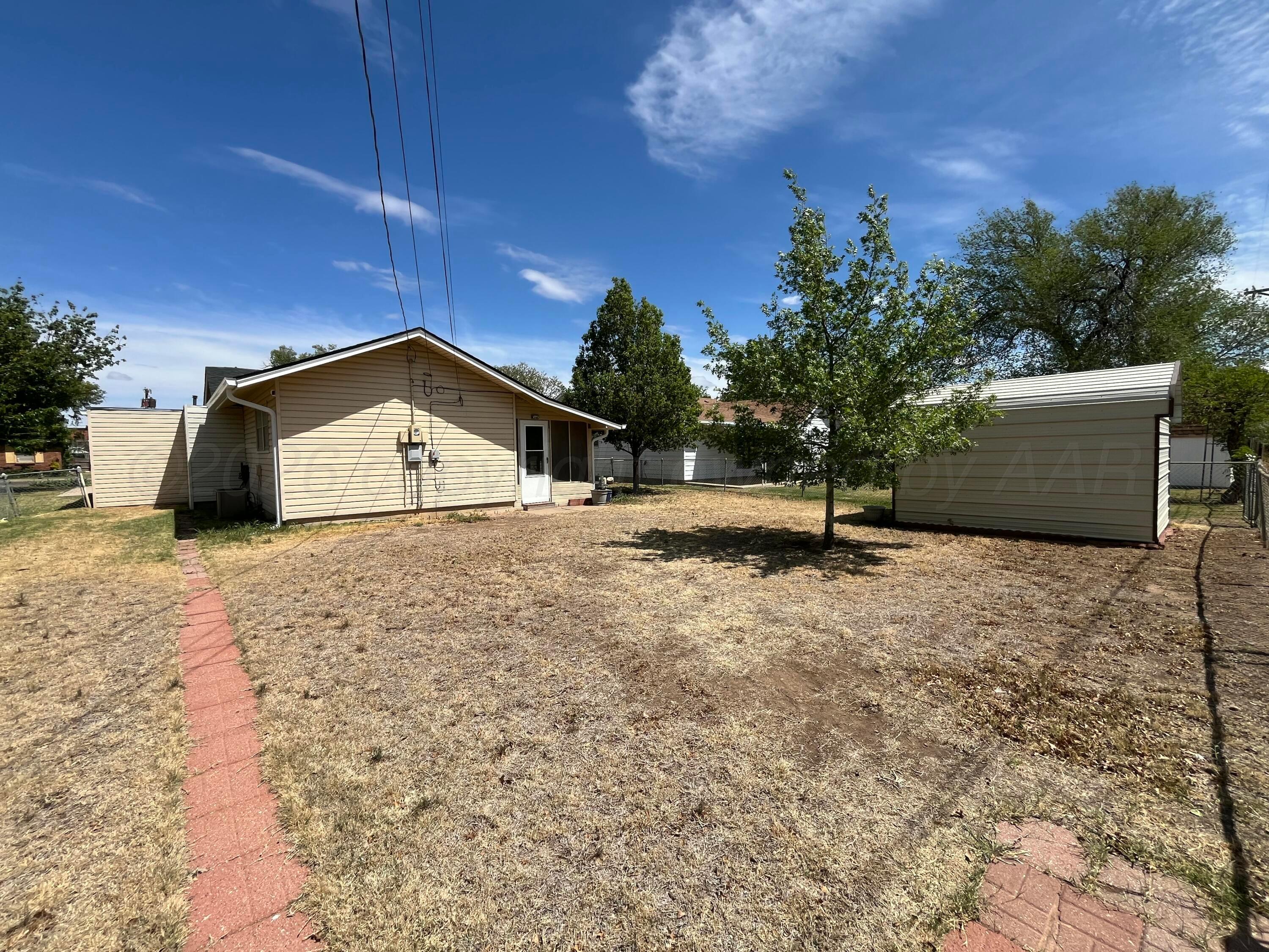 5105 James Avenue Amarillo, TX 79106 - Photo 18 of 21 a view of back yard of the house