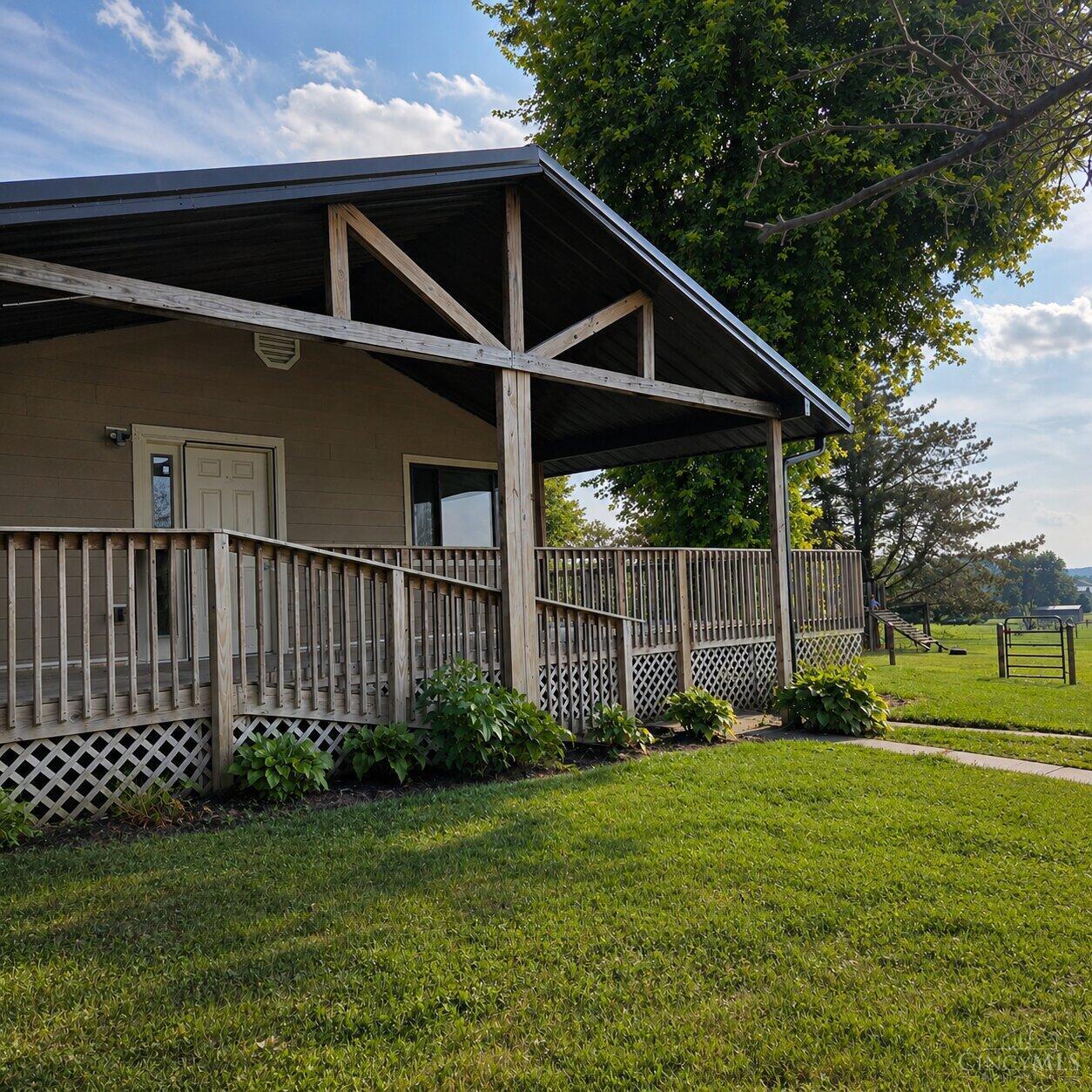 9173 Wilson Road Waynesville, OH 45068 - Photo 4 of 26 Gallery Image 4