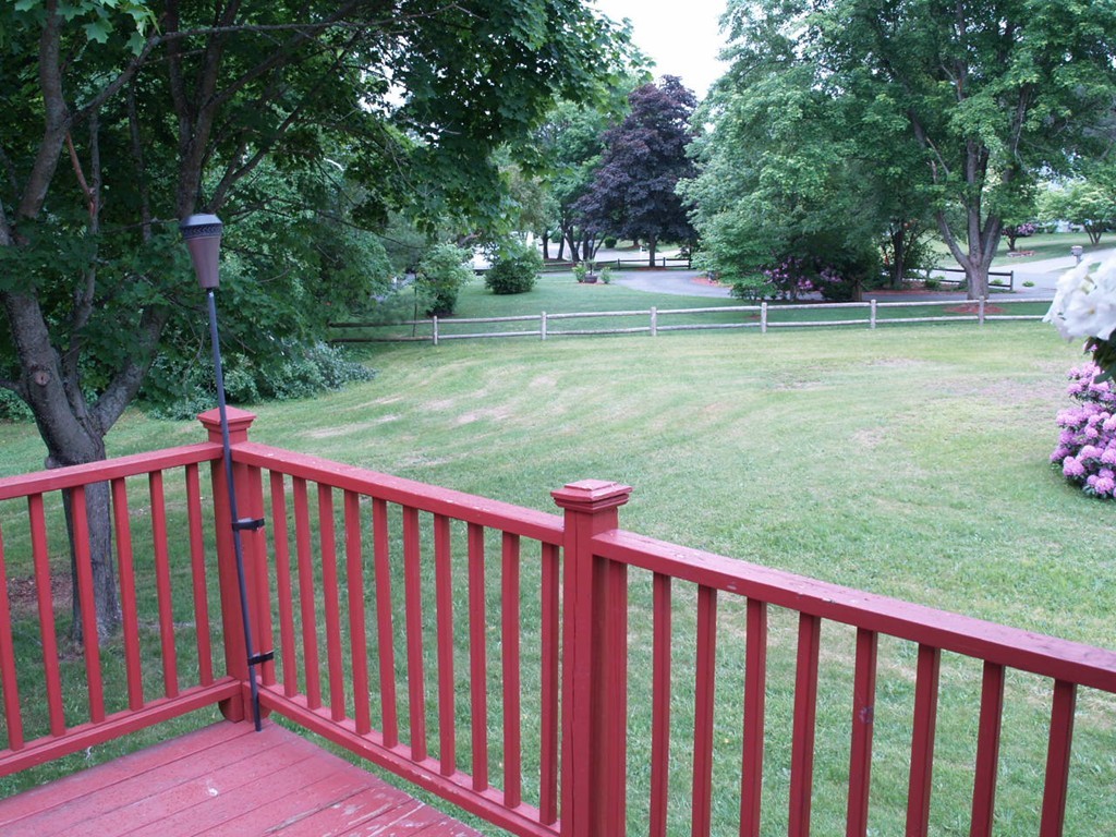 12 Baniulis Road Billerica, MA 01821 - Photo 4 of 23 Gallery Image 4