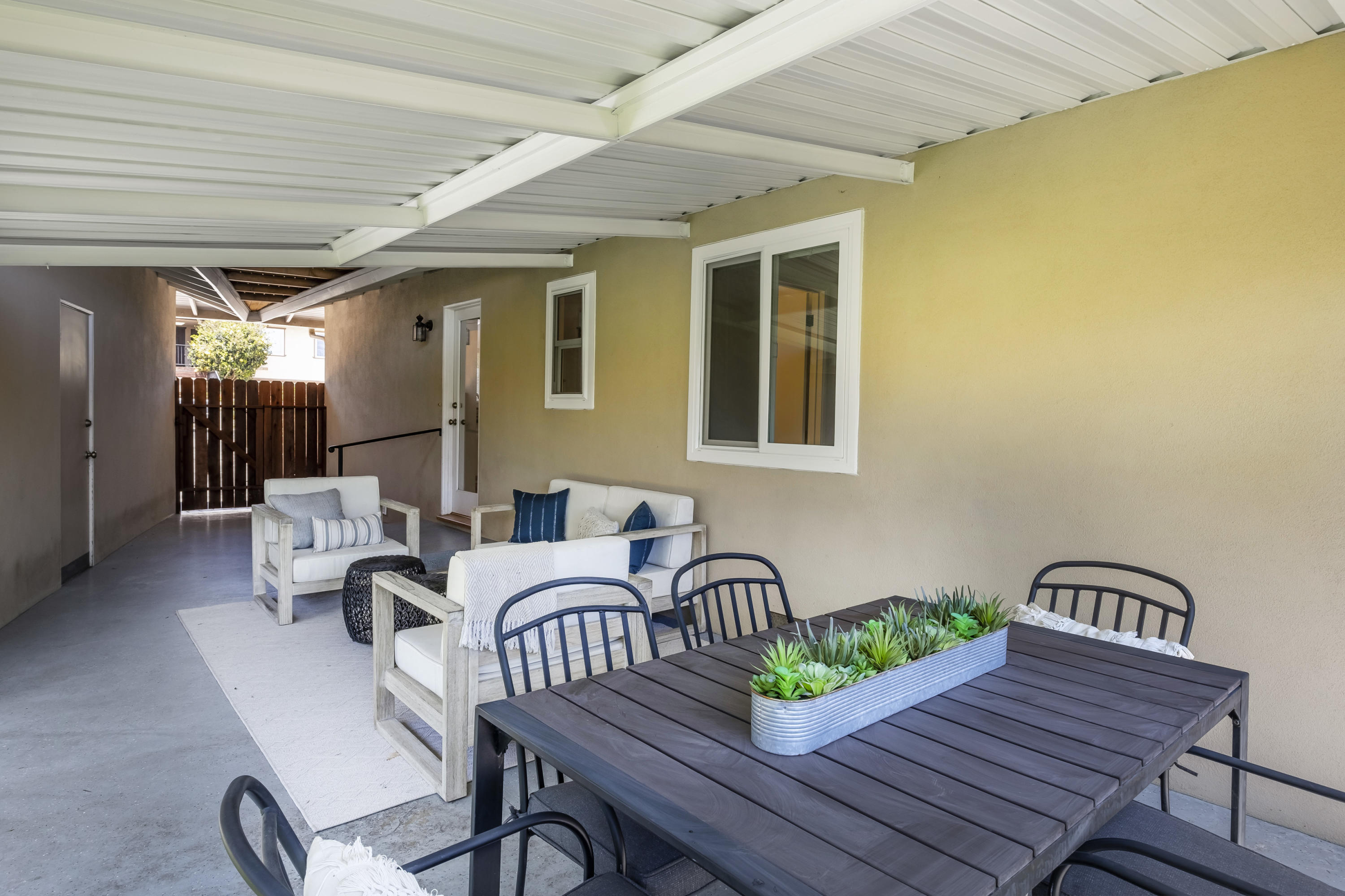 415 North La Cumbre Road Santa Barbara, CA 93110 - Photo 14 of 18 Covered Patio