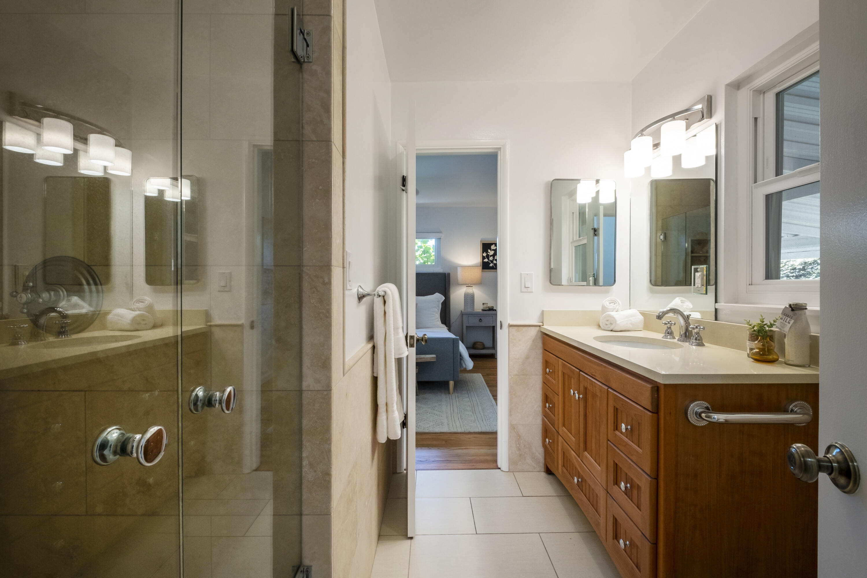 415 North La Cumbre Road Santa Barbara, CA 93110 - Photo 8 of 18 Bathroom 1