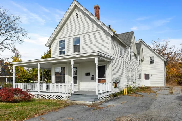 $650,000 | 8 Birch Street, Derry, NH 03038
