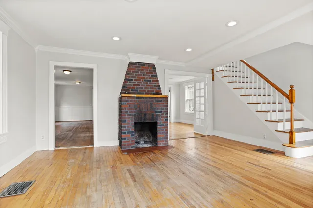 $650,000 | 8 Birch Street, Derry, NH 03038