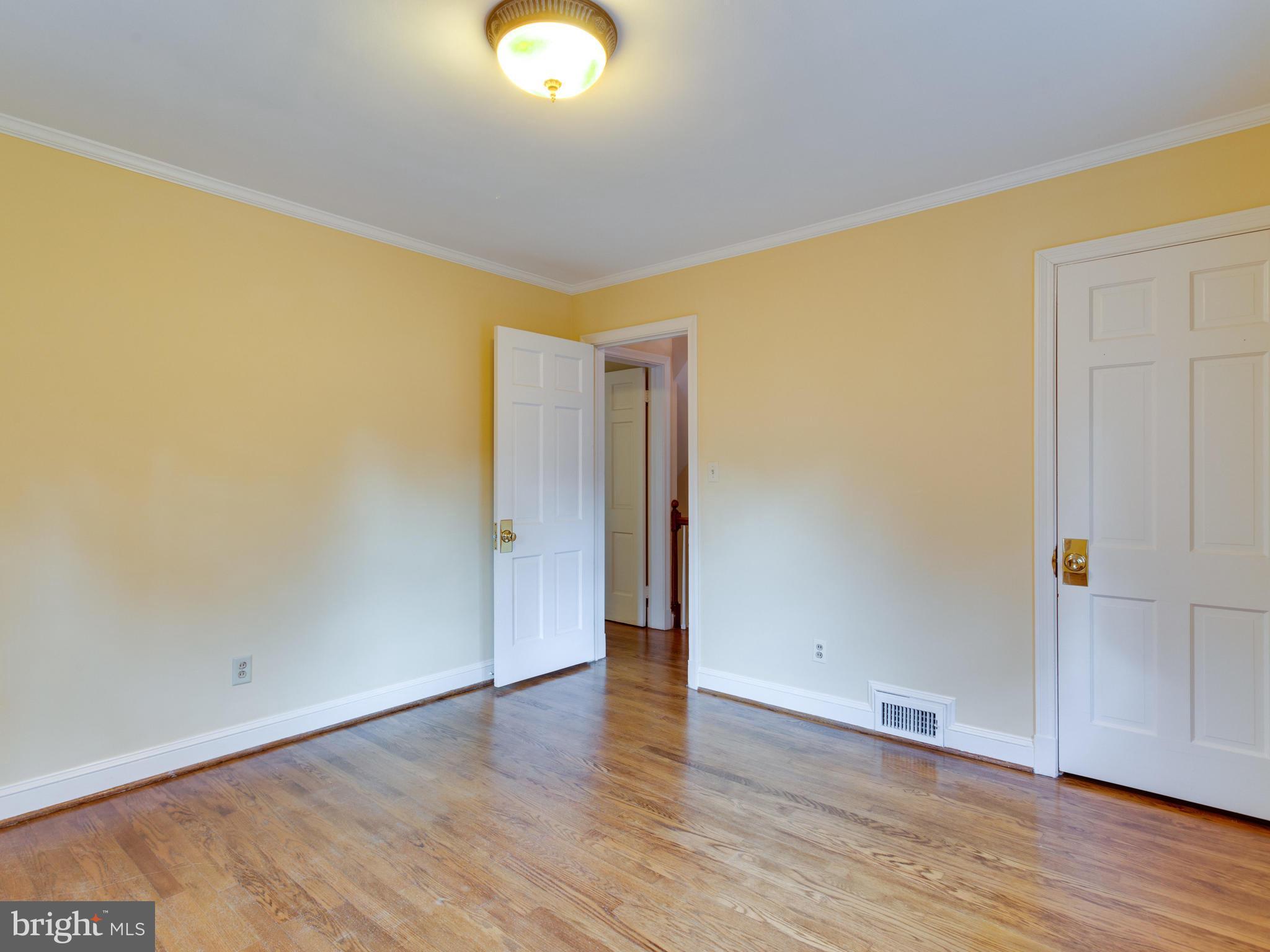 5406 Springlake Way Baltimore, MD 21212 - Photo 17 of 30 Bedroom