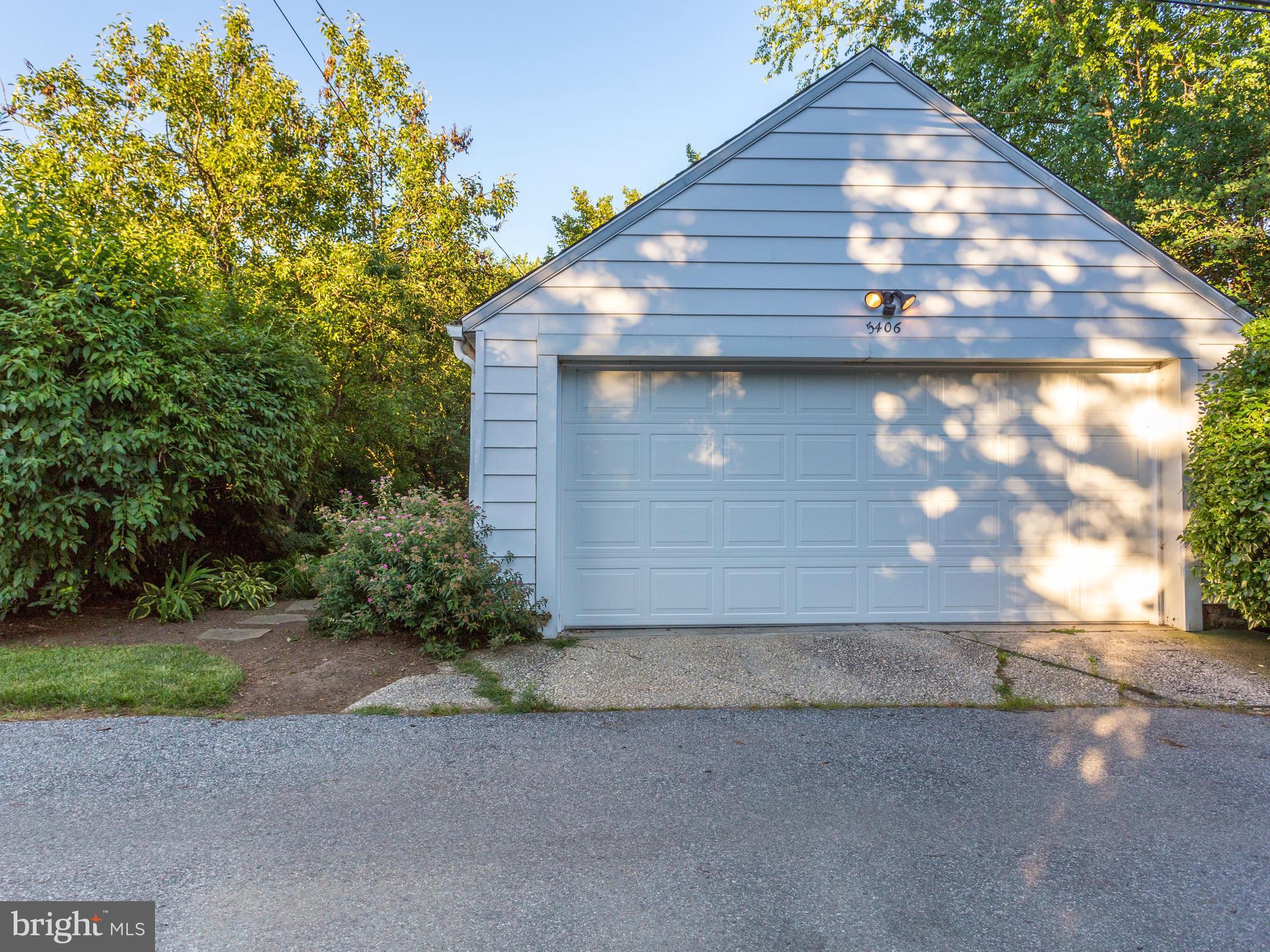 5406 Springlake Way Baltimore, MD 21212 - Photo 27 of 30 Exterior (Rear)