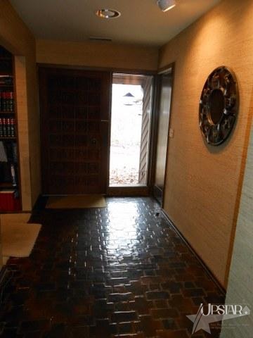 10402 Bass Road Fort Wayne, IN 46818 - Photo 2 of 22
