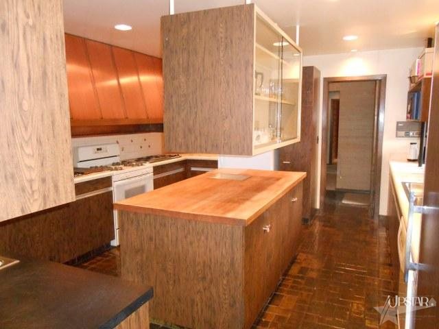10402 Bass Road Fort Wayne, IN 46818 - Photo 3 of 22