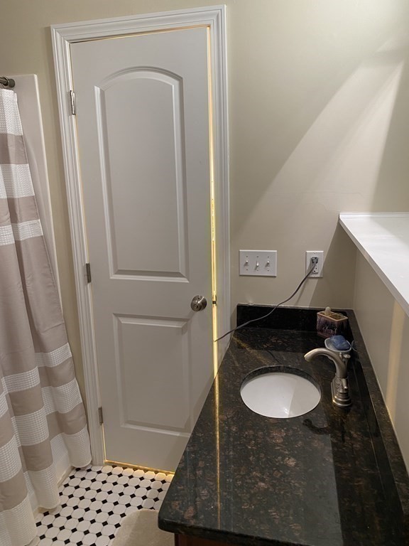 44 Dawson Road Worcester, MA 01602 - Photo 20 of 29 Gallery Image 20