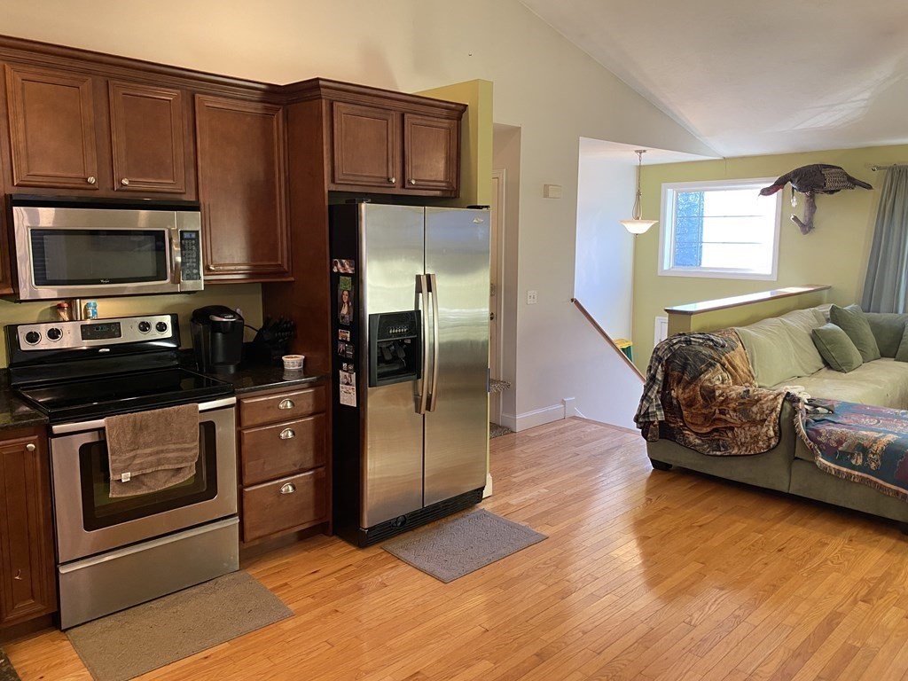 44 Dawson Road Worcester, MA 01602 - Photo 5 of 29 Gallery Image 5