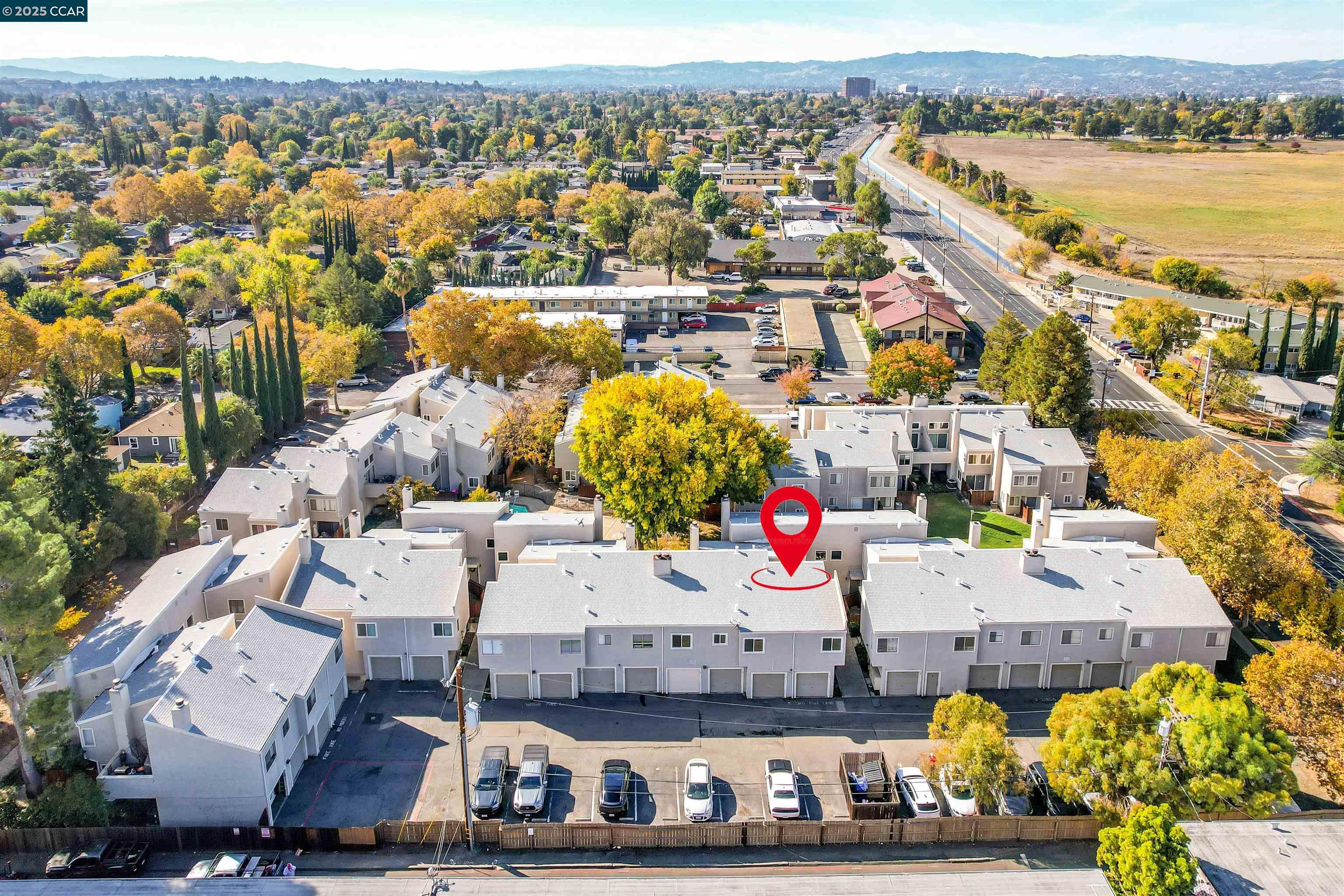 3712 Willow Pass Road, Unit 31 Concord, CA 94519 - Photo 15 of 17 an aerial view of a houses with outdoor space