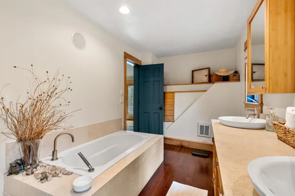 $1,580,000 | 1 Elm Road, Hanover, NH 03750