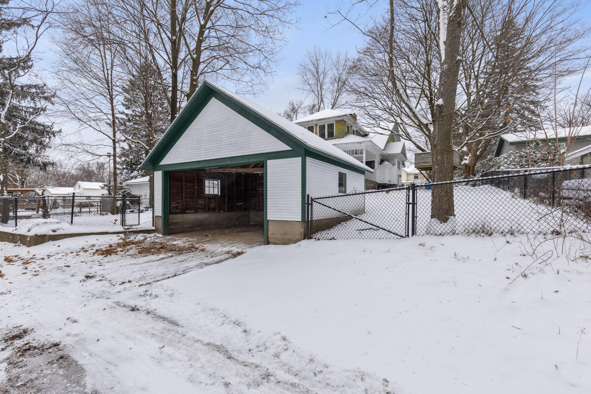 430 South Higbee Street Reed City, MI 49677 - Photo 39 of 40 IMG_1038