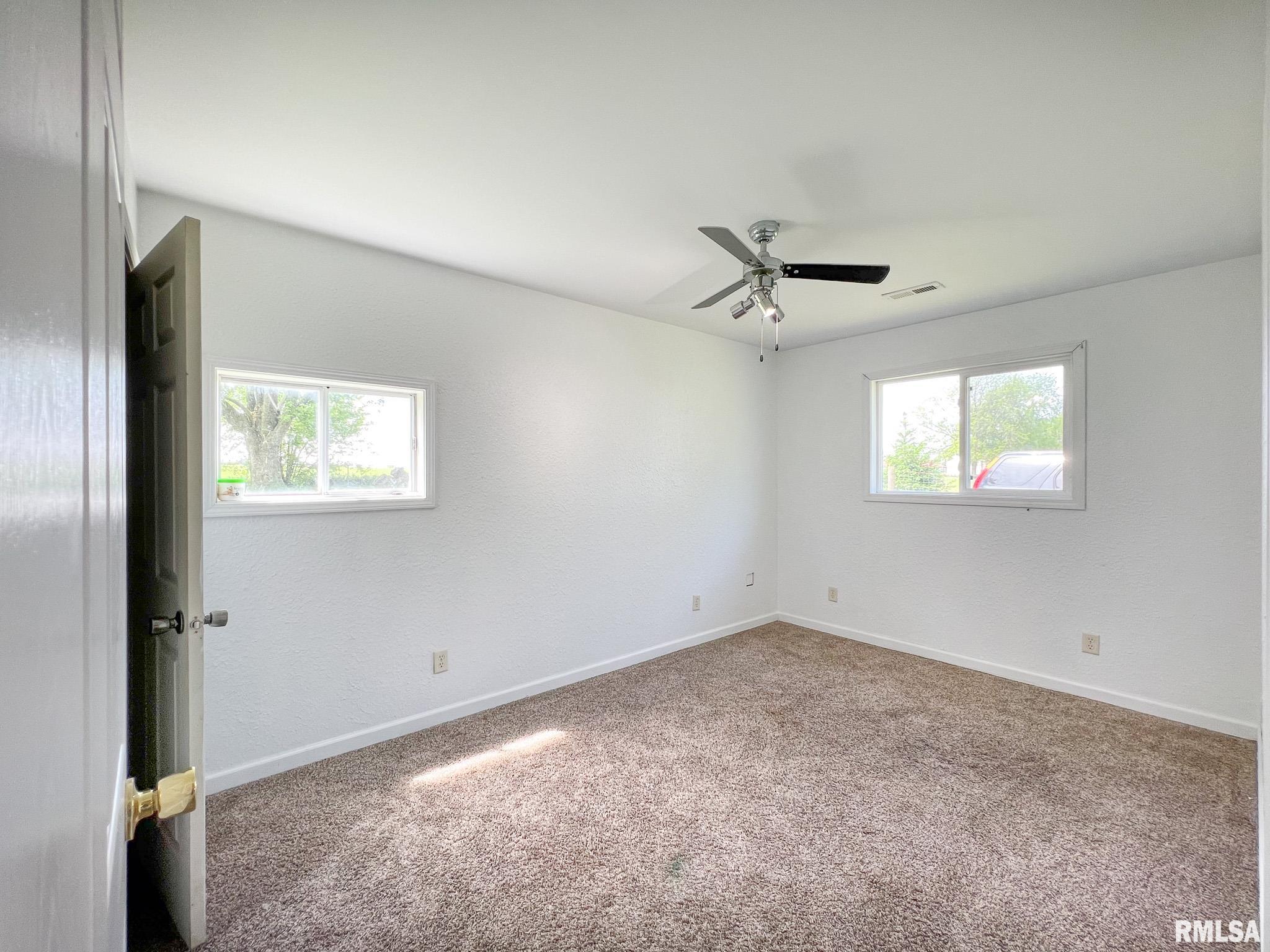 808 West 3rd Street Delavan, IL 61734 - Photo 18 of 28 Gallery Image 18