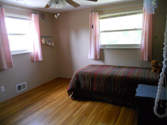 2441 Buckley Road Columbus, OH 43220 - Photo 8 of 14