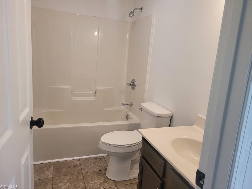 8 Leaf Ridge Court Thomasville, NC 27360 - Photo 11 of 26