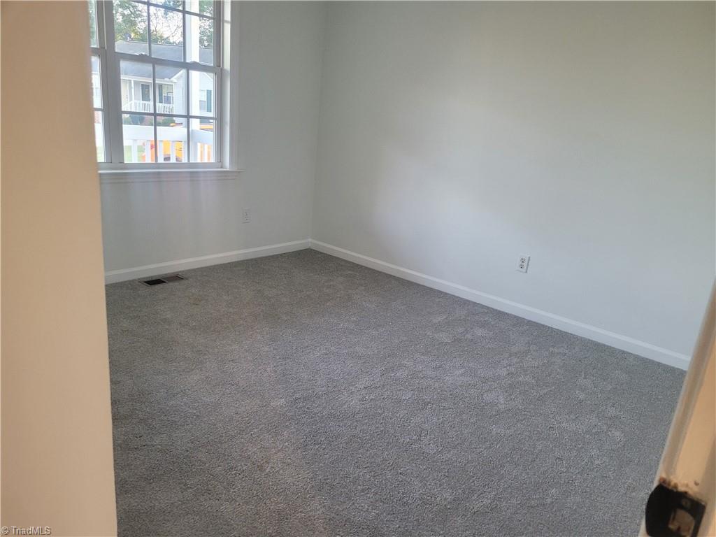 8 Leaf Ridge Court Thomasville, NC 27360 - Photo 13 of 26