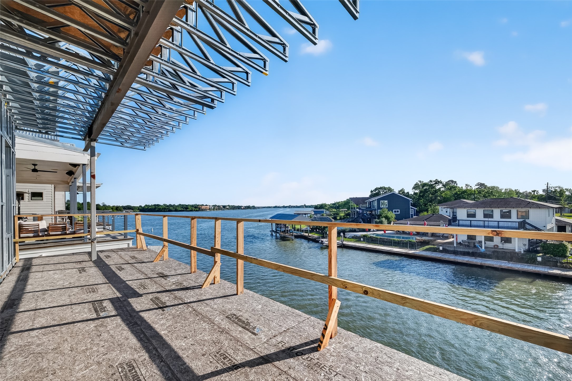 43 Commander Runco Lane Seabrook, TX 77586 - Photo 16 of 32 a view of a balcony with chairs