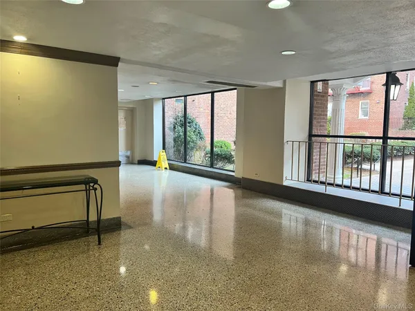 $2,600 | 105-38 63rd Drive, Unit 5K | Forest Hills