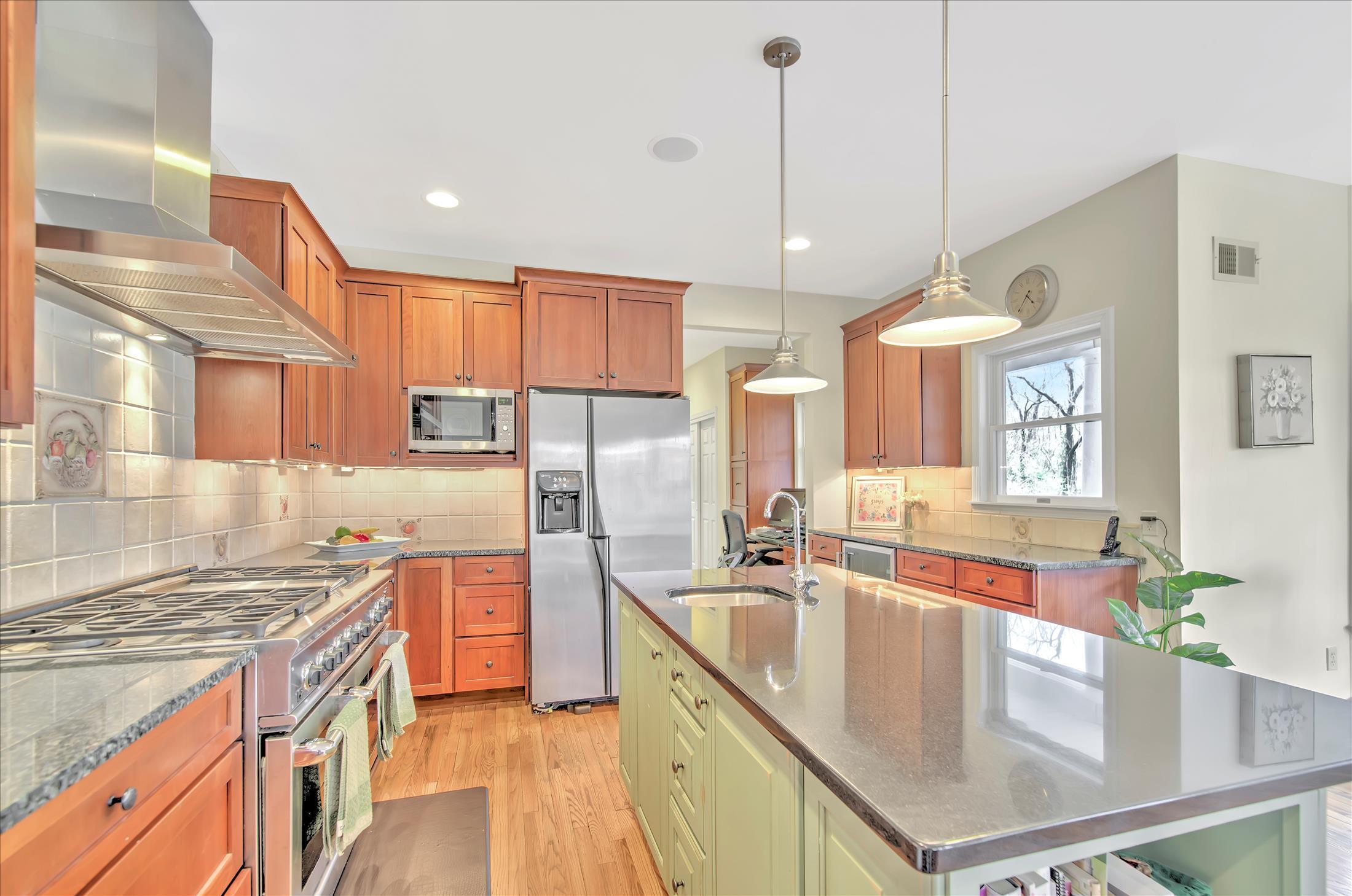 277 Province Line Road Allentown, NJ 08501 - Photo 15 of 37 KITCHEN 6 PROVINCE