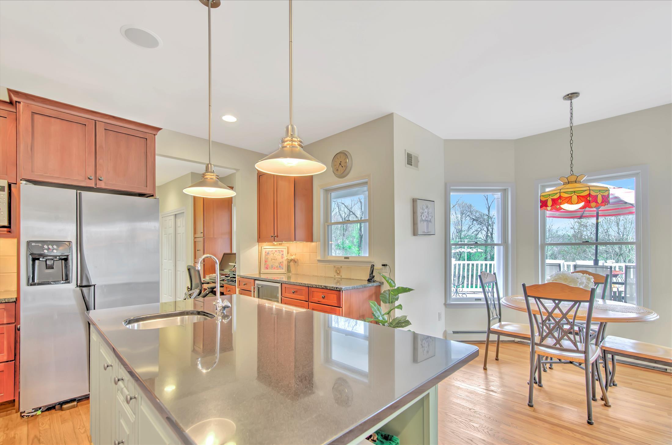 277 Province Line Road Allentown, NJ 08501 - Photo 17 of 37 KITCHEN 5 PROVINCE