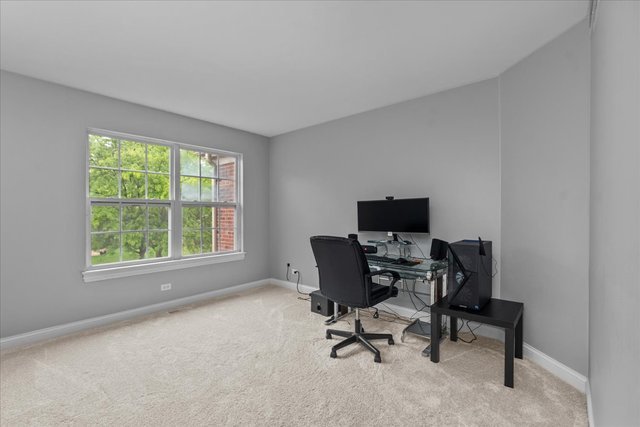 414 Morgan Lane Fox River Grove, IL 60021 - Photo 24 of 33