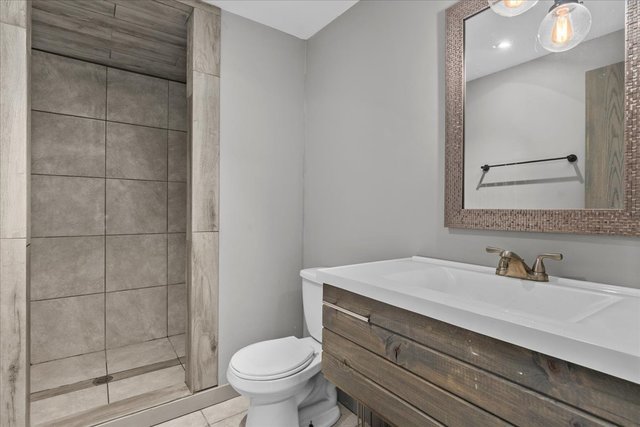 414 Morgan Lane Fox River Grove, IL 60021 - Photo 27 of 33