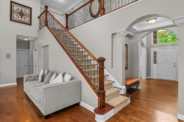 414 Morgan Lane Fox River Grove, IL 60021 - Photo 7 of 33