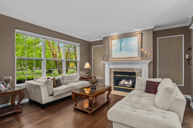 414 Morgan Lane Fox River Grove, IL 60021 - Photo 10 of 33