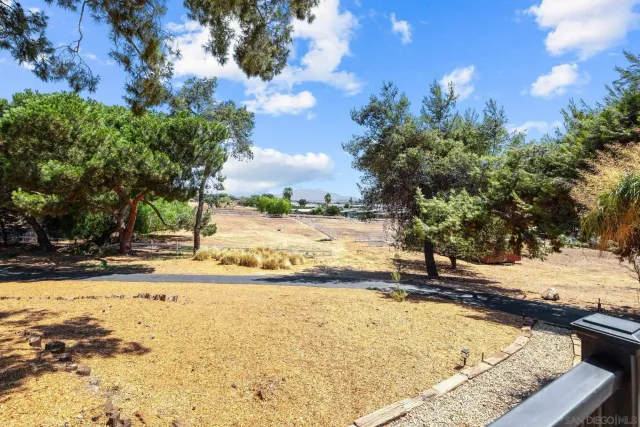 $1,071,000 | 15277 Oak Creek Road, El Cajon, CA 92021