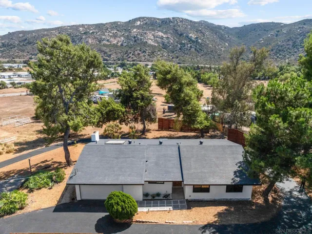 $1,071,000 | 15277 Oak Creek Road, El Cajon, CA 92021