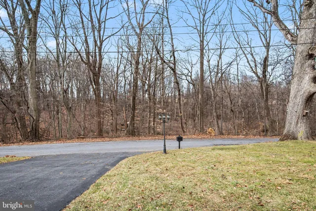 $250,000 | 730 Shady Drive, Harrisburg, PA 17111