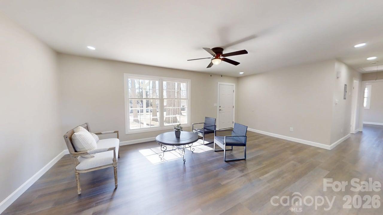 2507 Suffolk Avenue High Point, NC 27265 - Photo 18 of 41