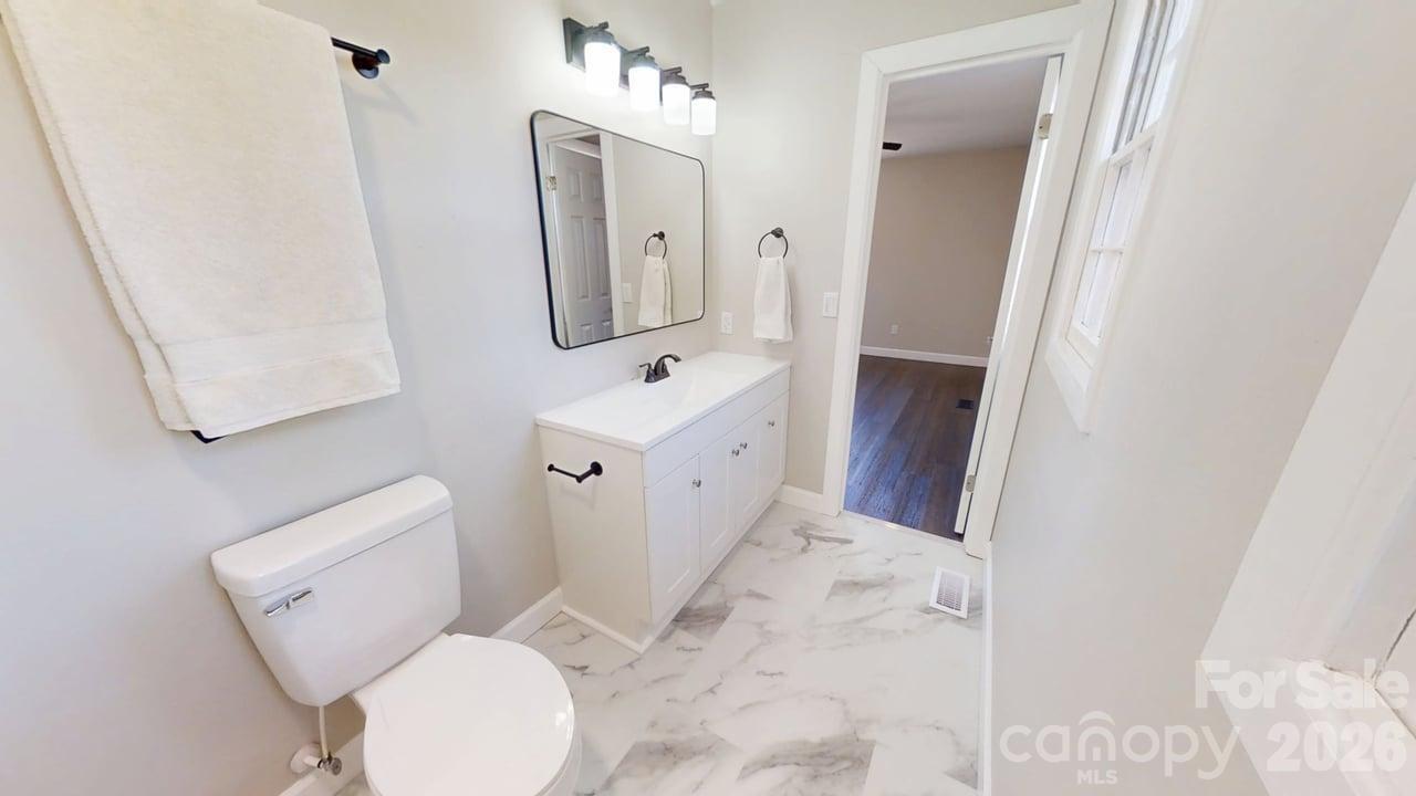 2507 Suffolk Avenue High Point, NC 27265 - Photo 33 of 41