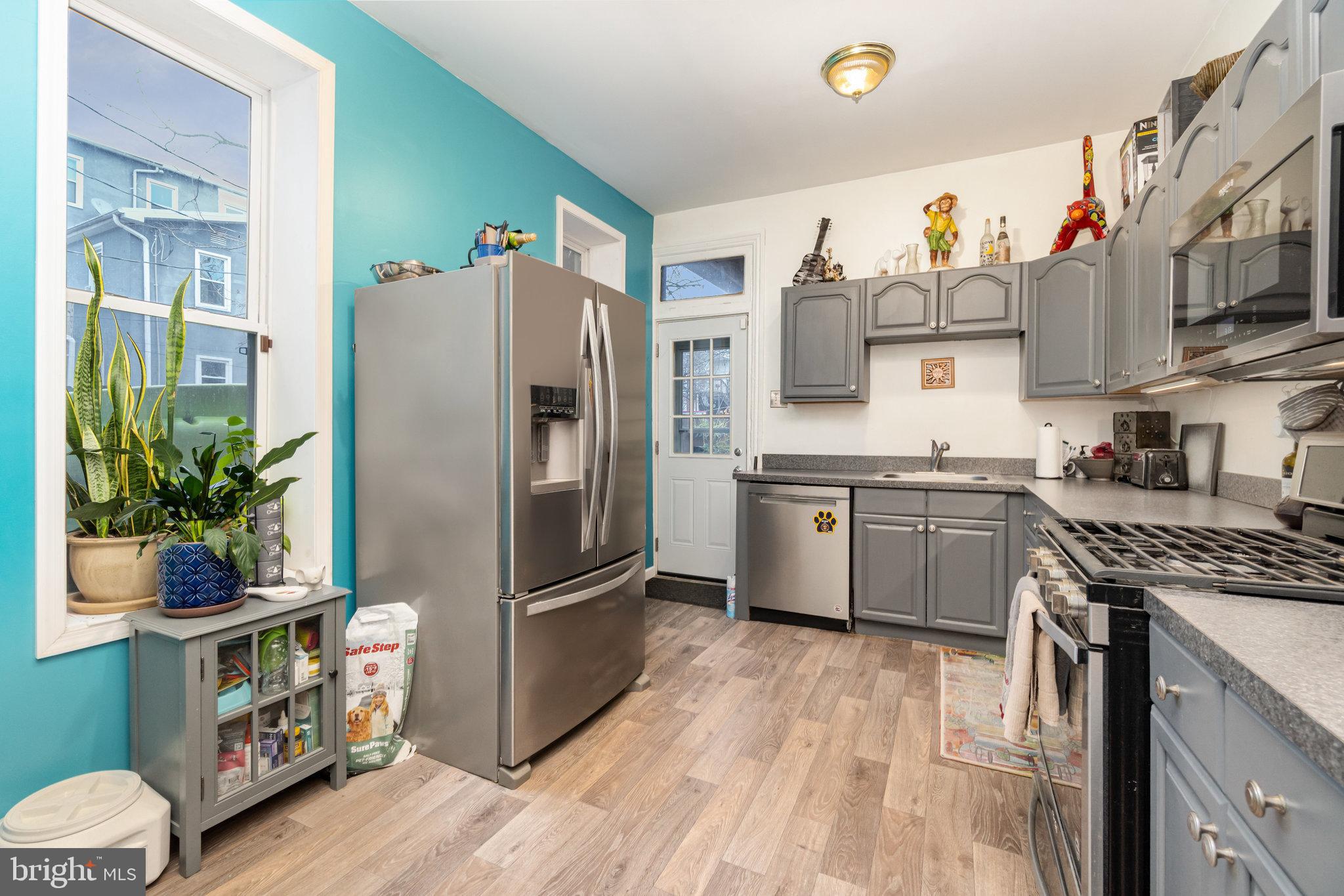 215 Muench Street Harrisburg, PA 17102 - Photo 11 of 34