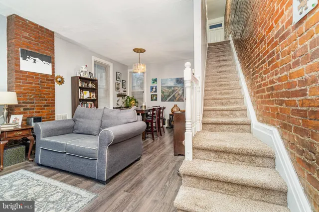 $214,900 | 215 Muench Street, Harrisburg, PA 17102