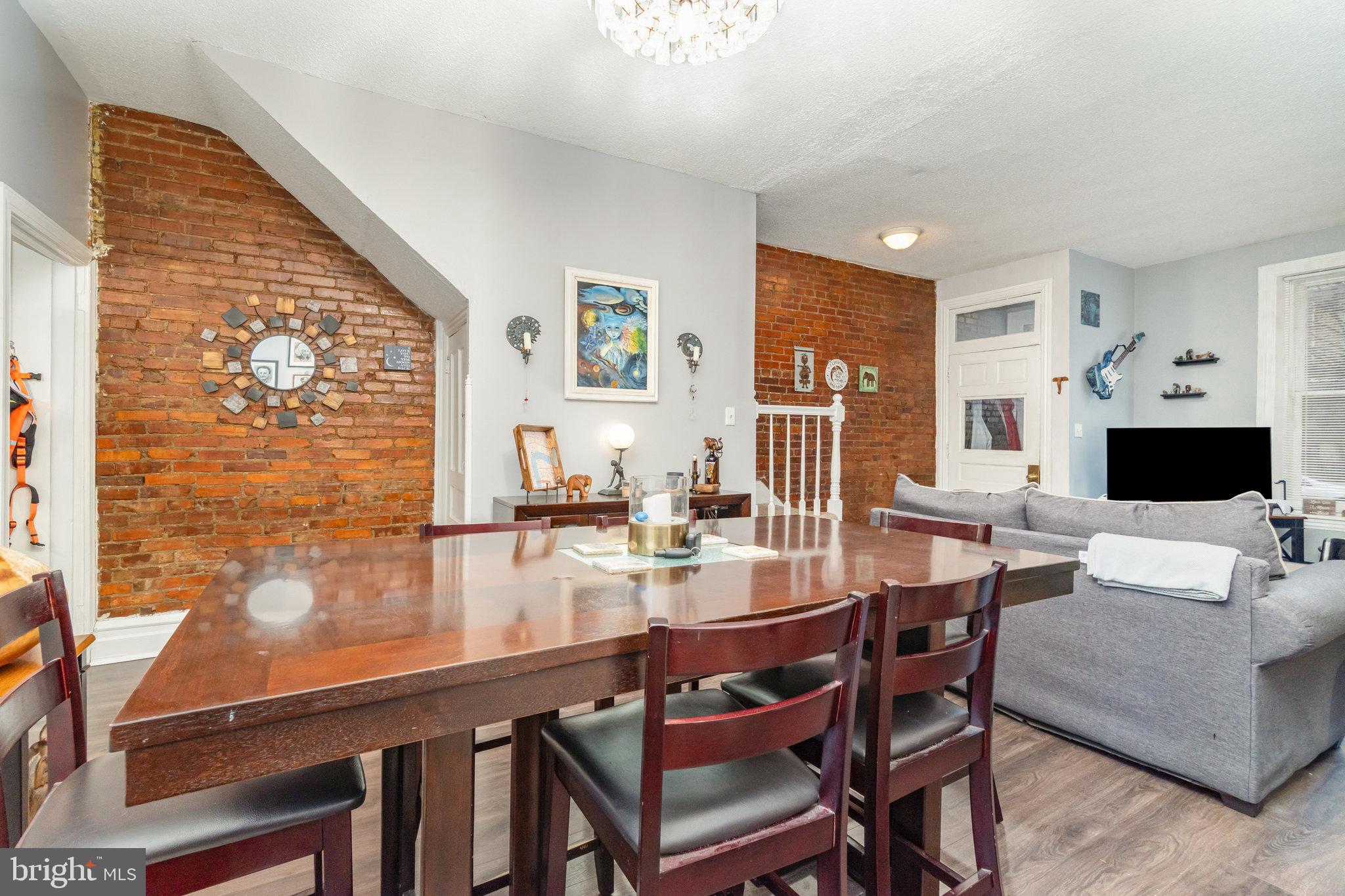 215 Muench Street Harrisburg, PA 17102 - Photo 9 of 34