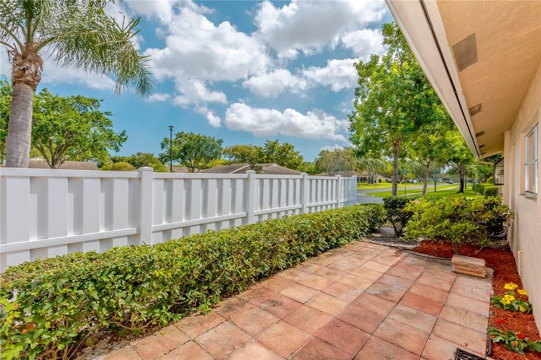 8933 Meadowlark Way, Unit D Boca Raton, FL 33496 - Photo 28 of 35 Photo 28