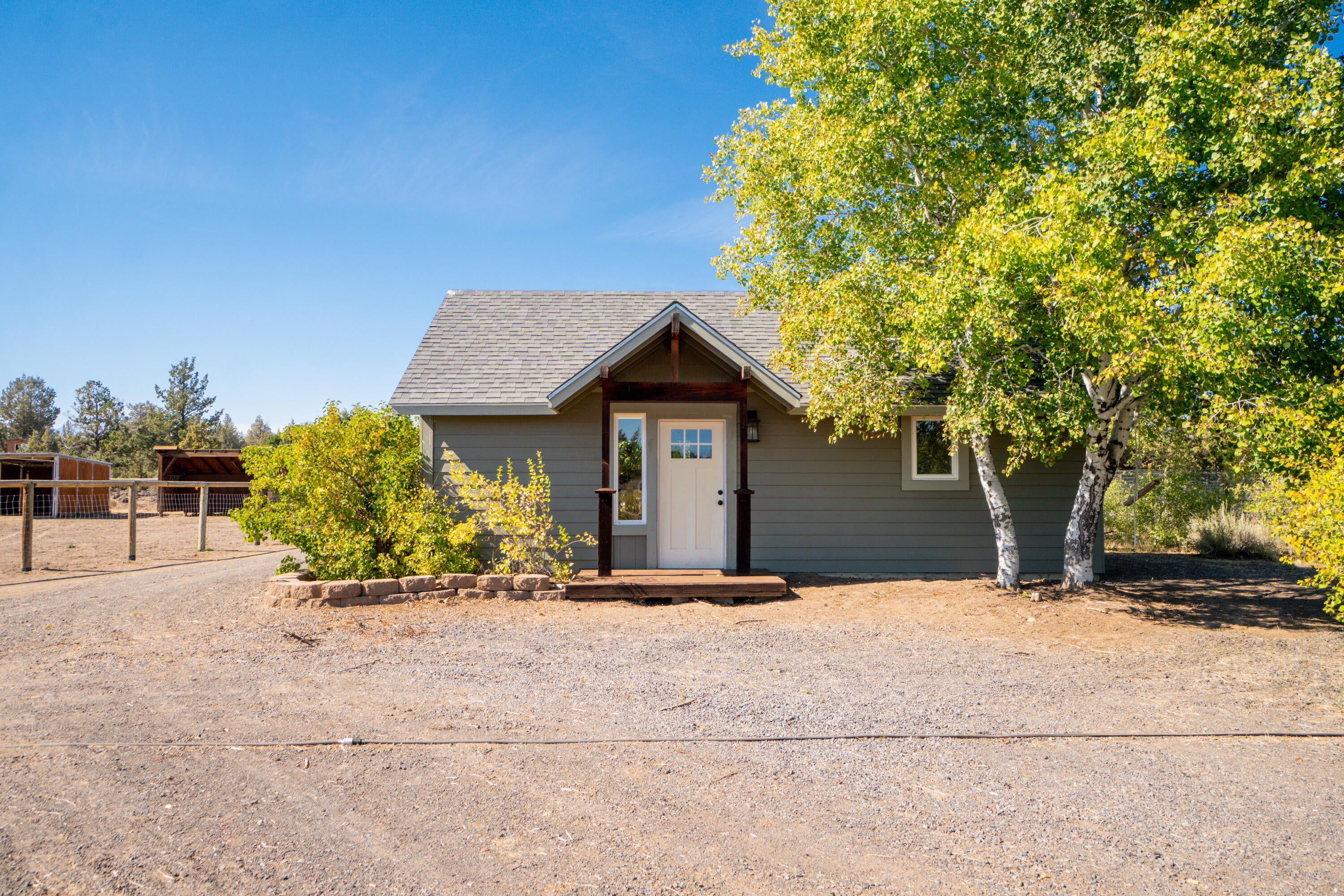 67395 Fryrear Road Bend, OR 97703 - Photo 43 of 71 47. Studio exterior